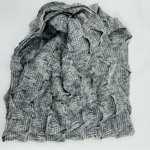 Madison 88 Gray Basket Weave Infinity Scarf - Picture 2 of 7